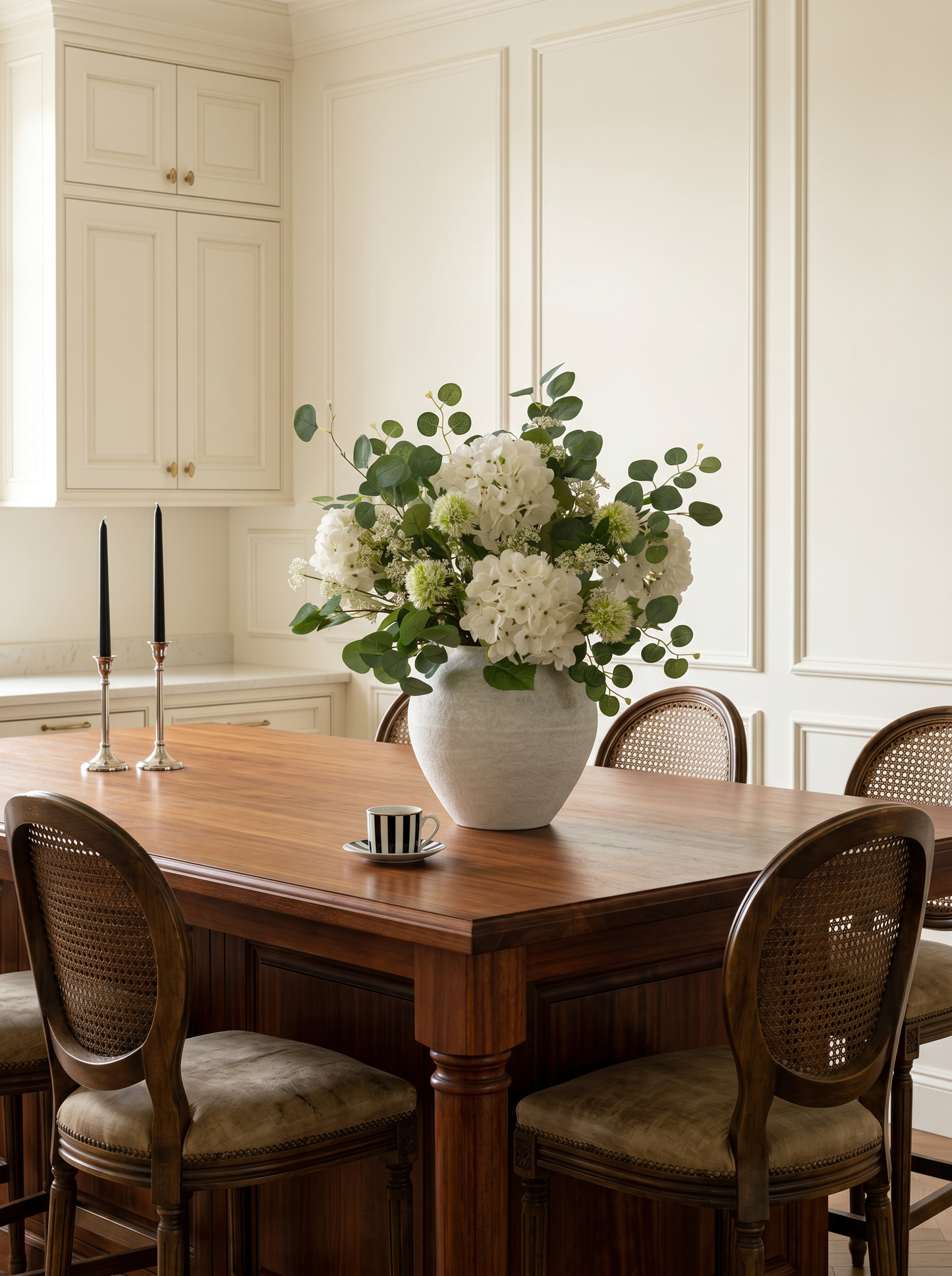 Faux Arrangement - The Sylvie